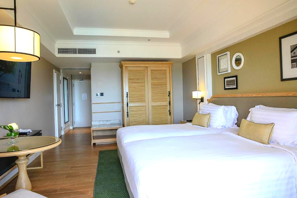 Pictures of Dusit Thani Huahin 17/46