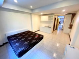Eight Residence  - ห้องรายวัน สถานทูตลาว
