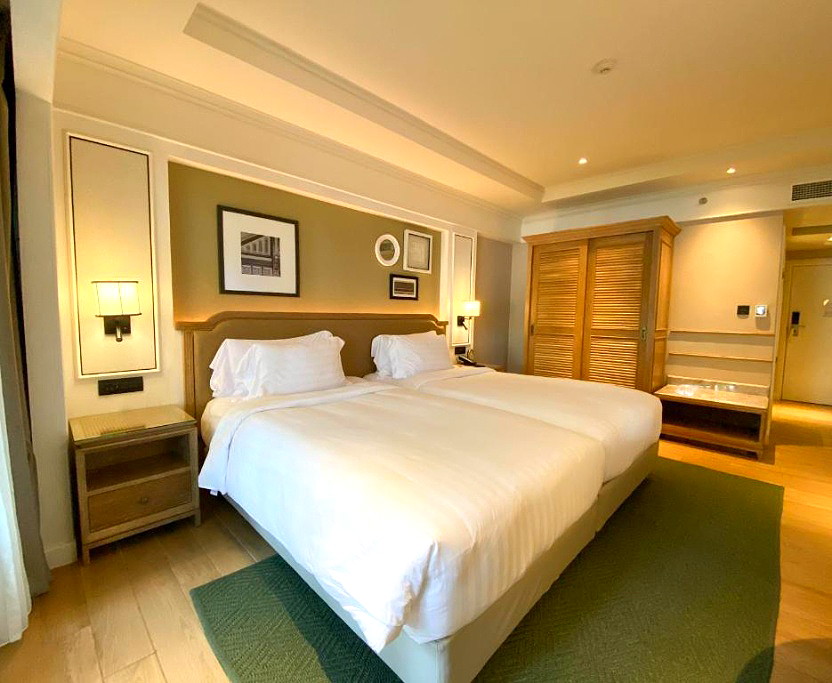 Pictures of Dusit Thani Huahin 16/46