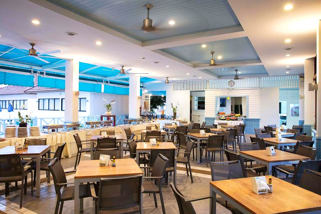 Pictures of Chom View Hotel 8/14