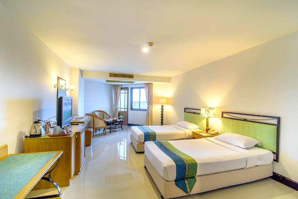 รูปภาพ โรงแรมโกลเด้นบีช ชะอำ  | อพาร์ทเม้นท์ หอพัก ที่พัก ห้องพัก - รูปที่ 1/24
