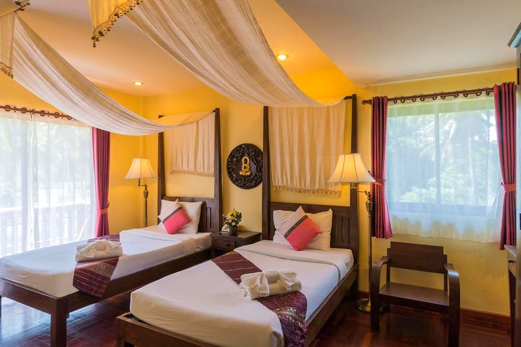 Pictures of Coral Hotel Bangsaphan 12/15