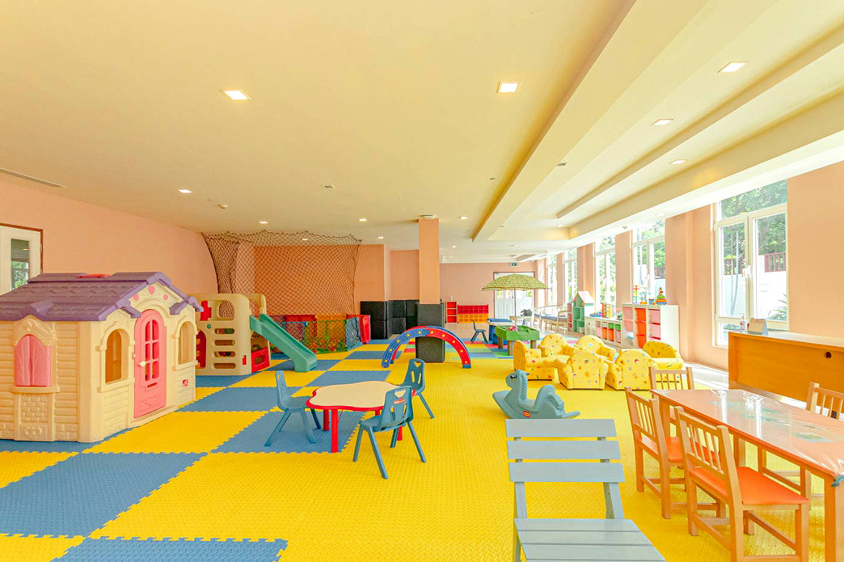 Pictures of Grand Pacific Sovereign Resort & Spa 30/30
