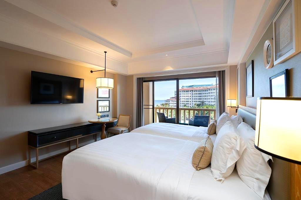 Pictures of Dusit Thani Huahin 42/46