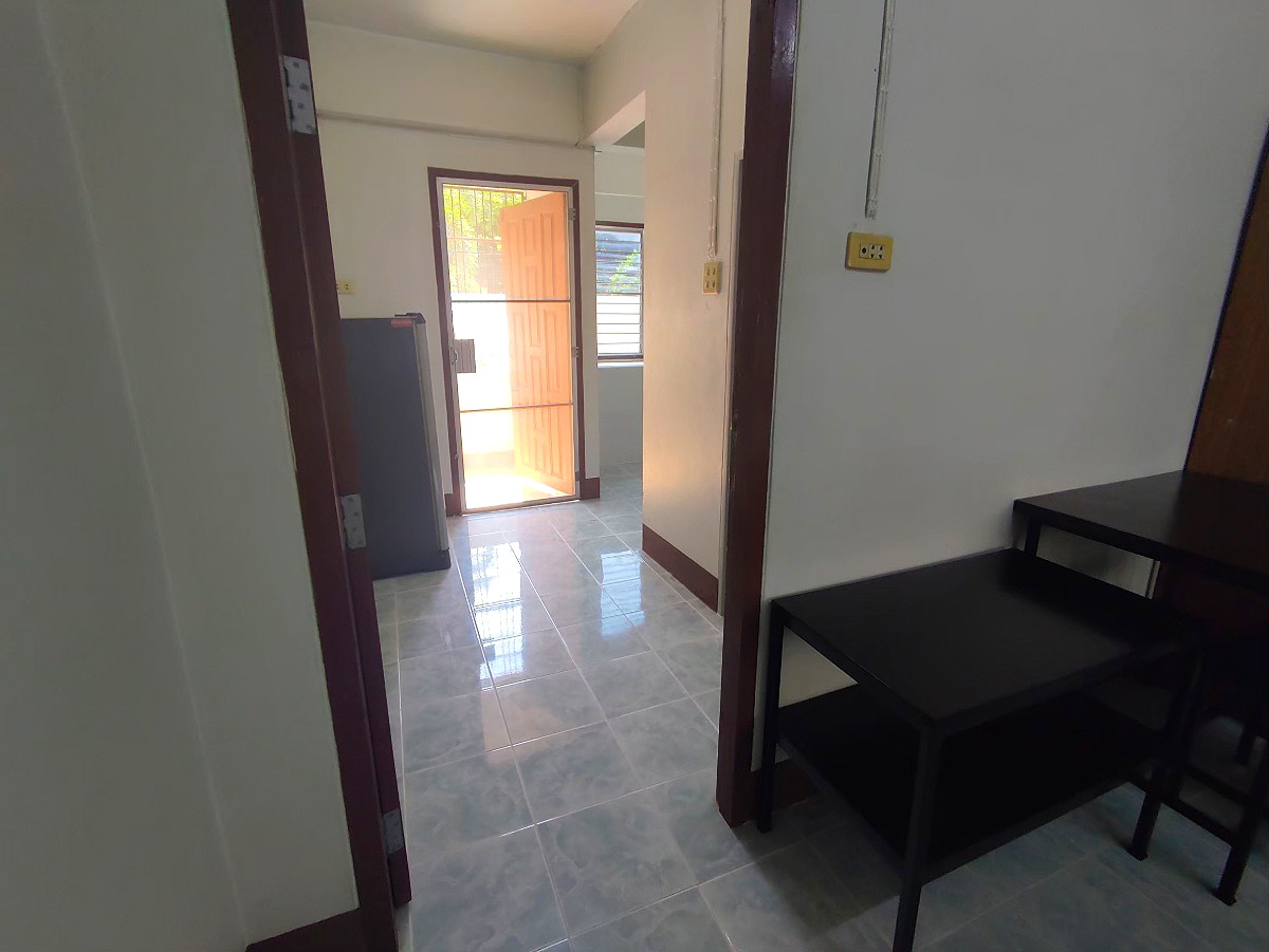 Pictures of Petch-Charoen Apartment 3/24