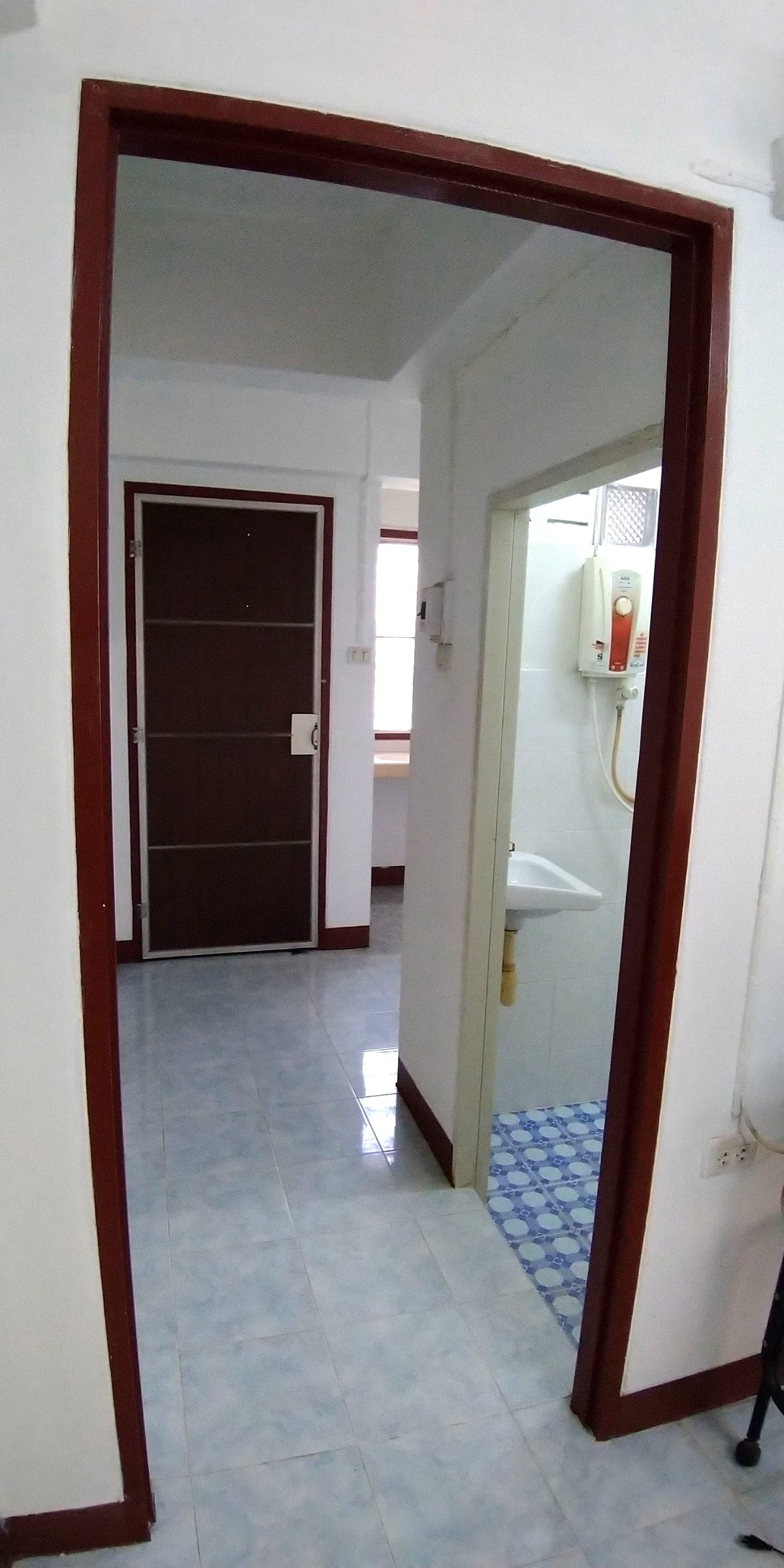 Pictures of Petch-Charoen Apartment 22/24