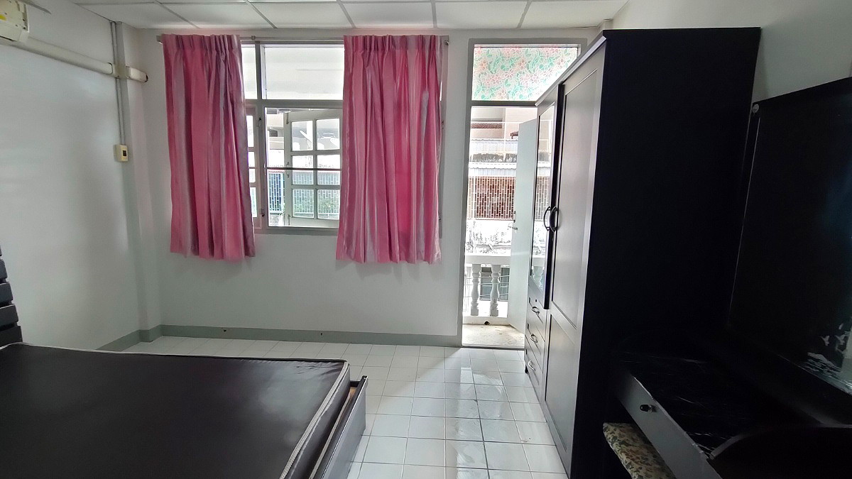 Pictures of Saphan Khu PS House 9/21