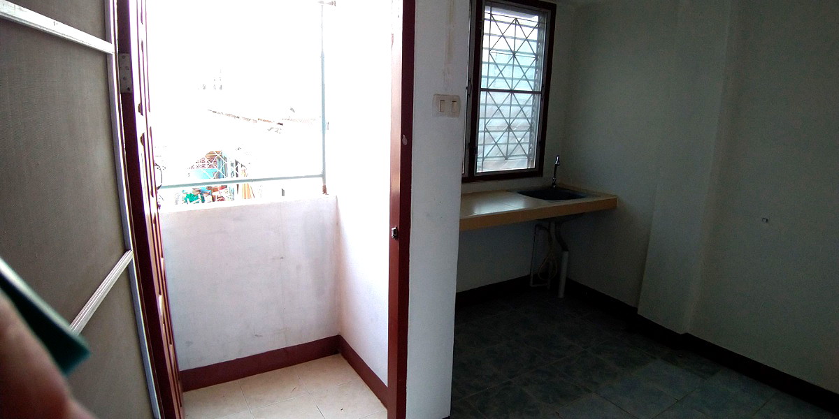 Pictures of Petch-Charoen Apartment 13/24