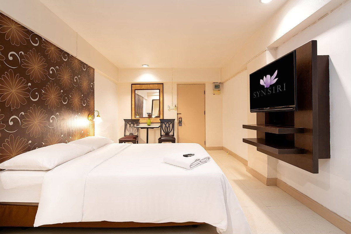 Condo · Wang Thonglang, bangkok — photo 2