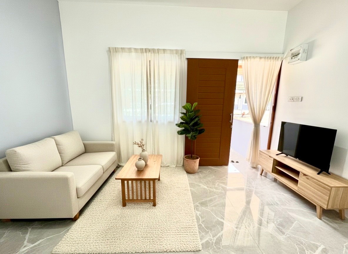 Condo — photo 2