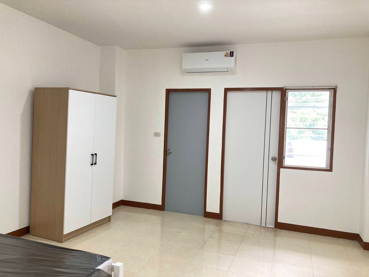 Condo — photo 5