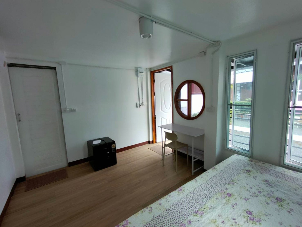 Condo — photo 3