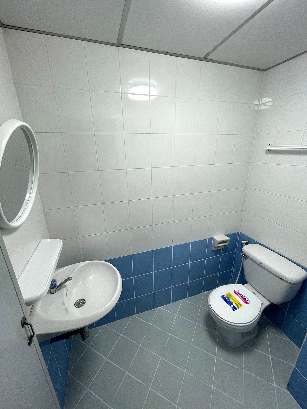 Pictures of J&J Mansion 20/25