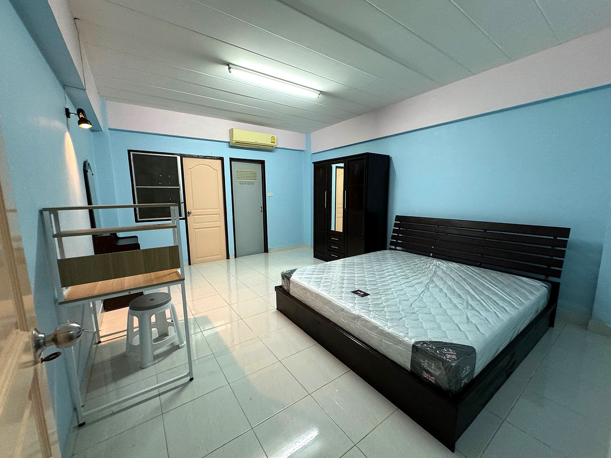 Pictures of J&J Mansion 2/25