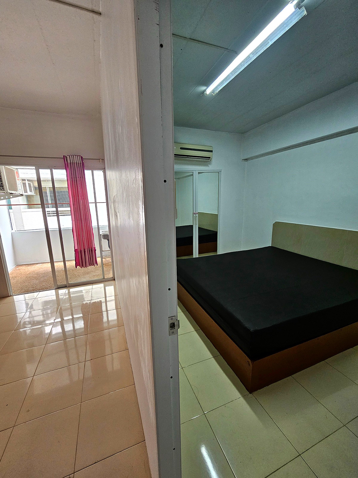 Pictures of Private Apartment (Ramkhamhaeng 40) 8/40