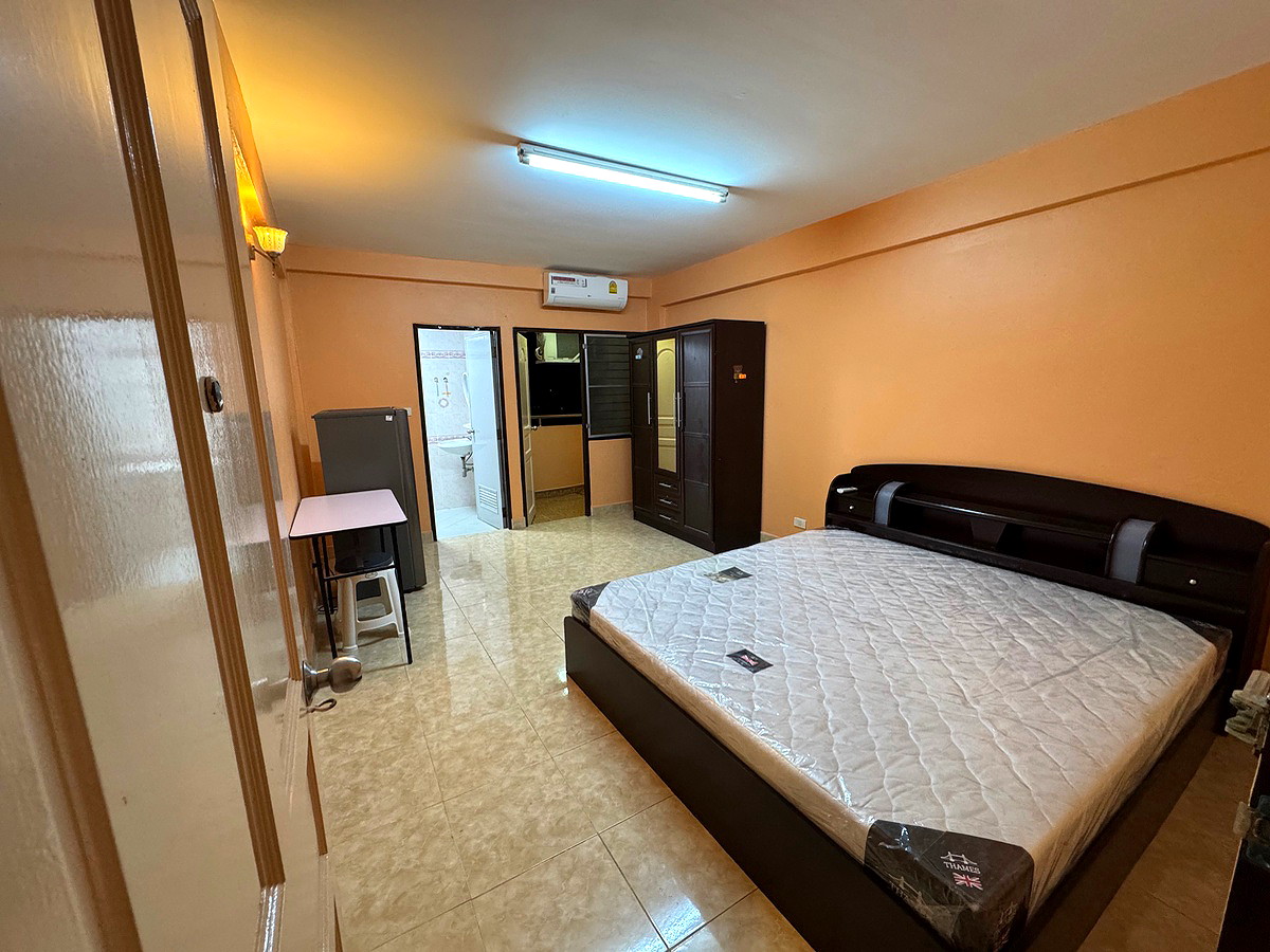 Pictures of J&J Mansion 7/25