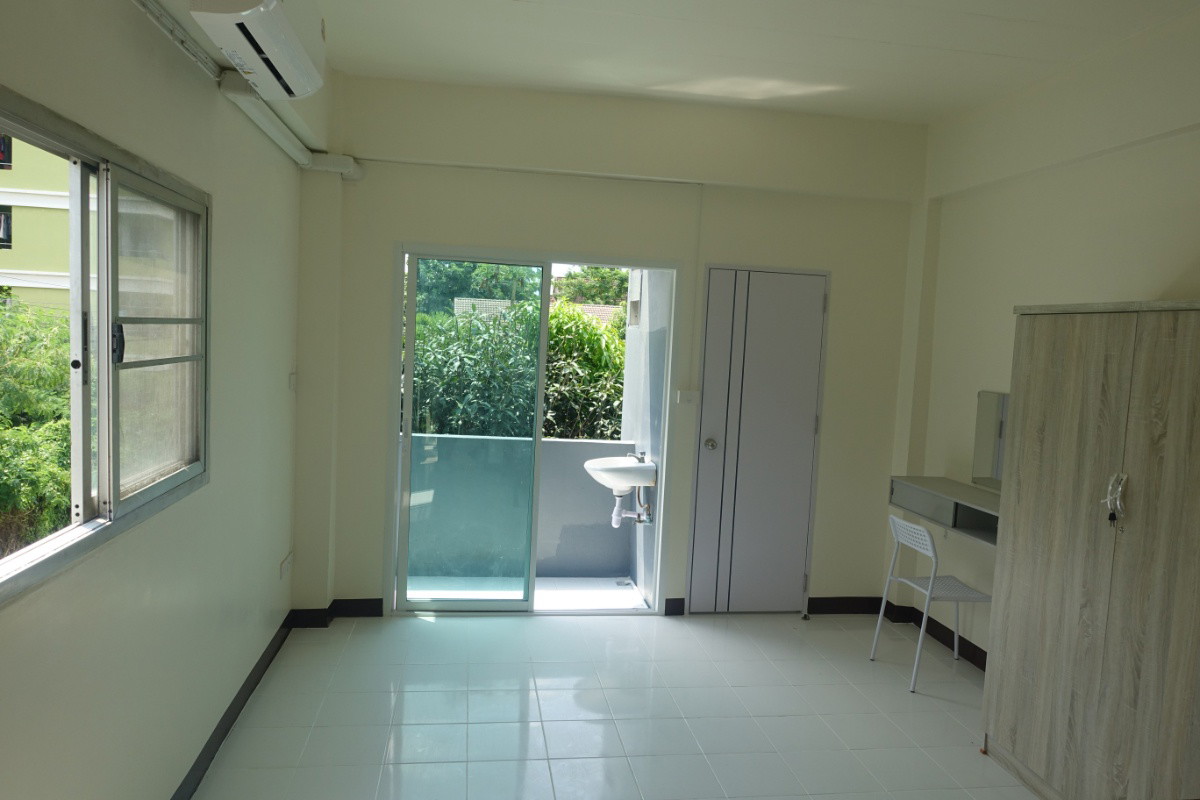 Condo · Mueang Samut Prakan — photo 4