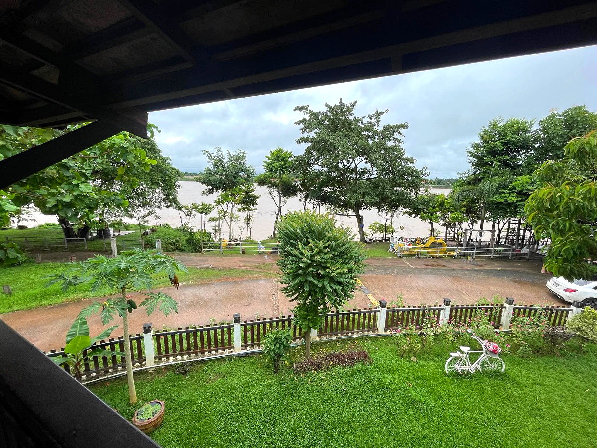 Pictures of HUEN HAT KHAM 17/26