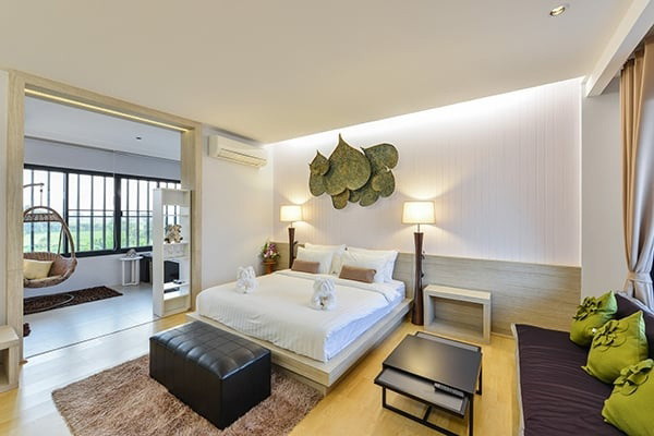 Condo — photo 2
