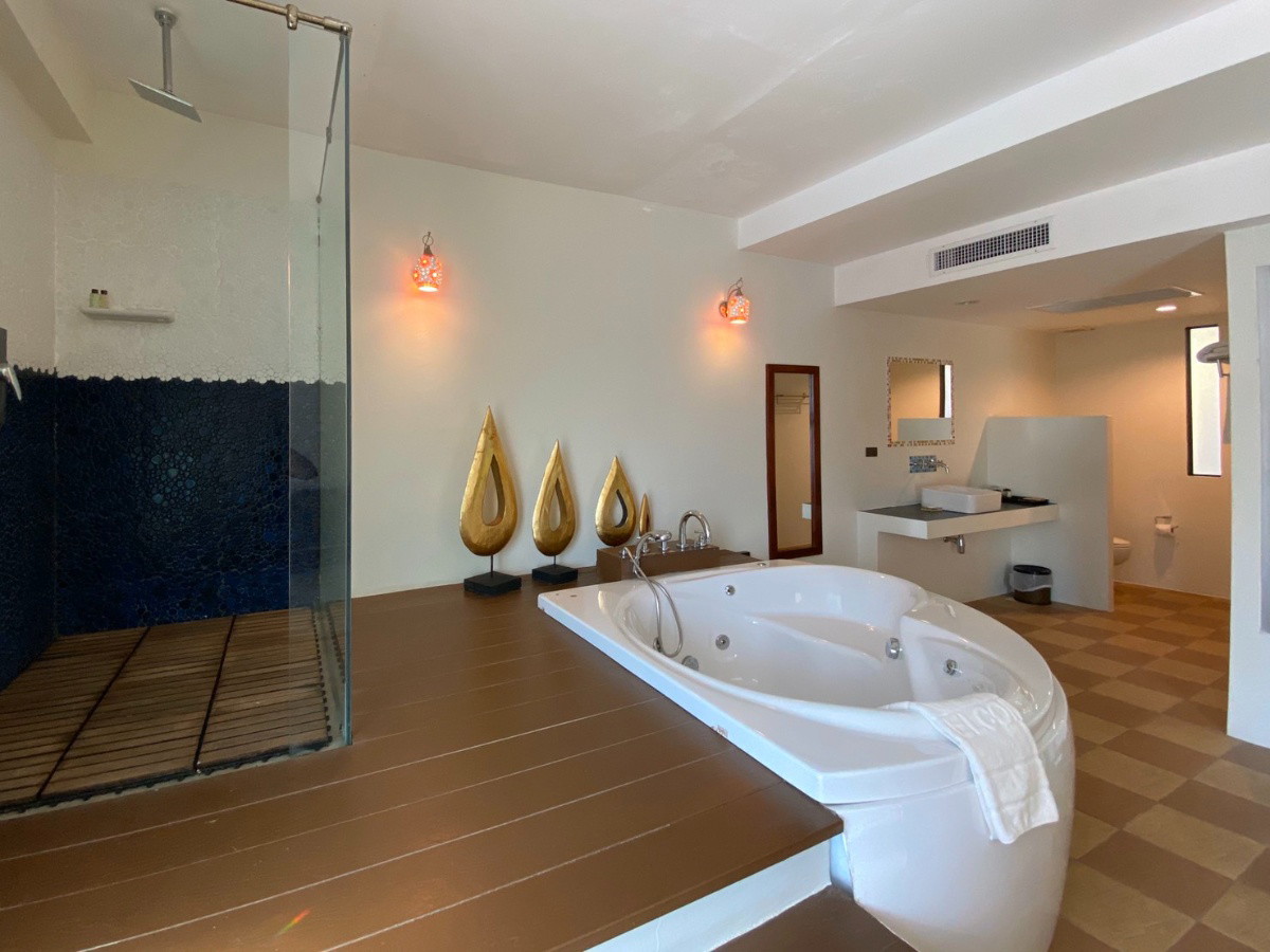 Condo — photo 5
