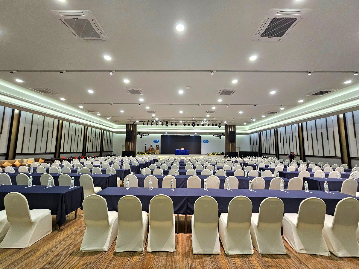 รูปภาพ โรงแรมเดอะมาเจสติค สกลนคร   | อพาร์ทเม้นท์ หอพัก ที่พัก ห้องพัก - รูปที่ 9/13