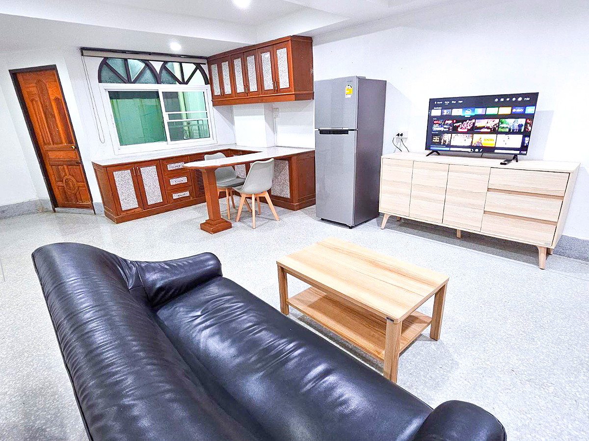 รูปภาพ ตั้งจารุ อพาร์ทเม้นท์ สาทร11-เซนต์หลุยส์ | อพาร์ทเม้นท์ หอพัก ที่พัก ห้องพัก - รูปที่ 38/38