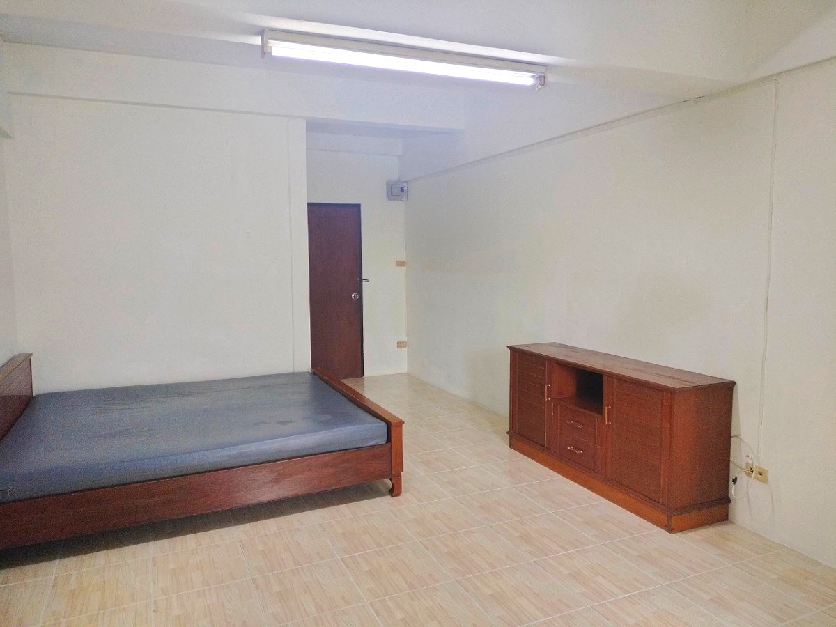 Pictures of Ram44 Residence 7/18