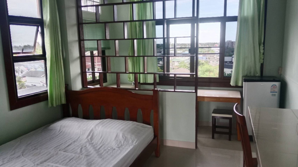 Condo — photo 3