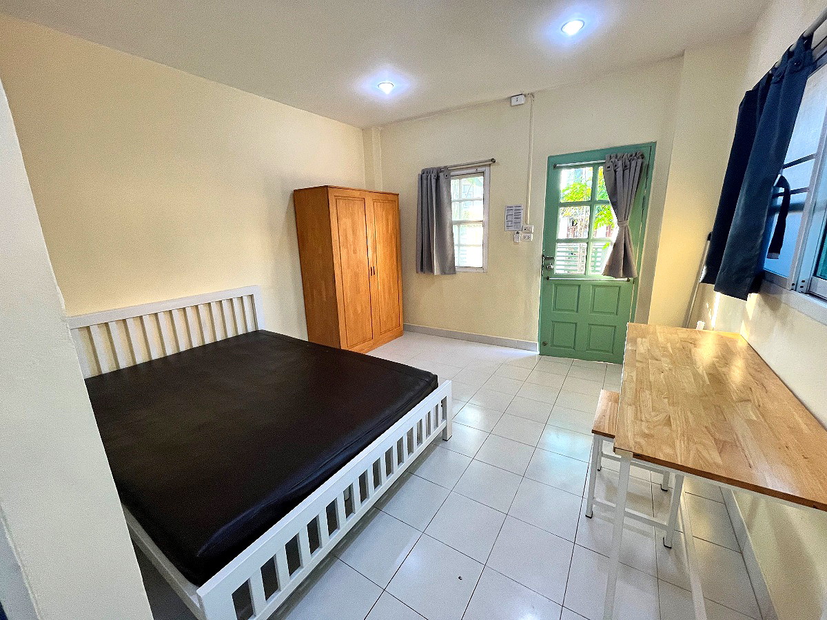 รูปภาพ กรีนบีชอพาร์ทเม้นท์ พหลโยธิน 53 ติดรถไฟฟ้าbts ราบ11 เพียง 50 เมตร อพาร์ทเมนท์สไตส์บ้าน (Home  style) | อพาร์ทเม้นท์ หอพัก ที่พัก ห้องพัก - รูปที่ 3/31