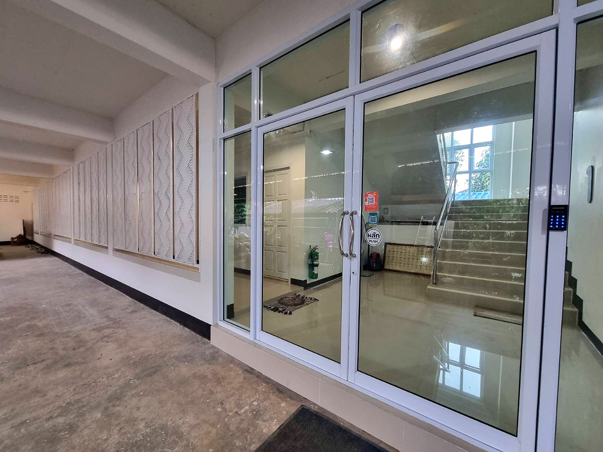 Pictures of Ban Tonkhao Apartment 28/35