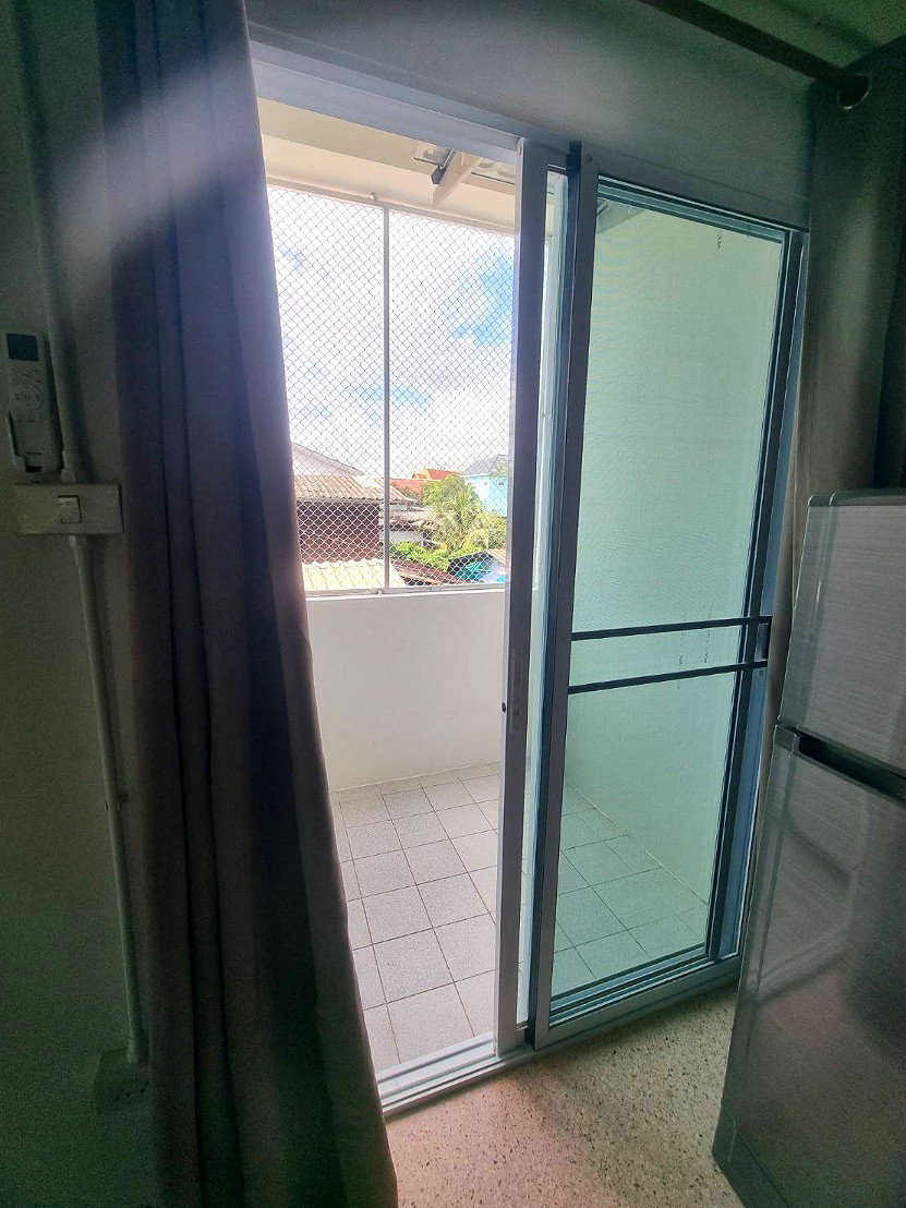 Pictures of Ban Tonkhao Apartment 21/35