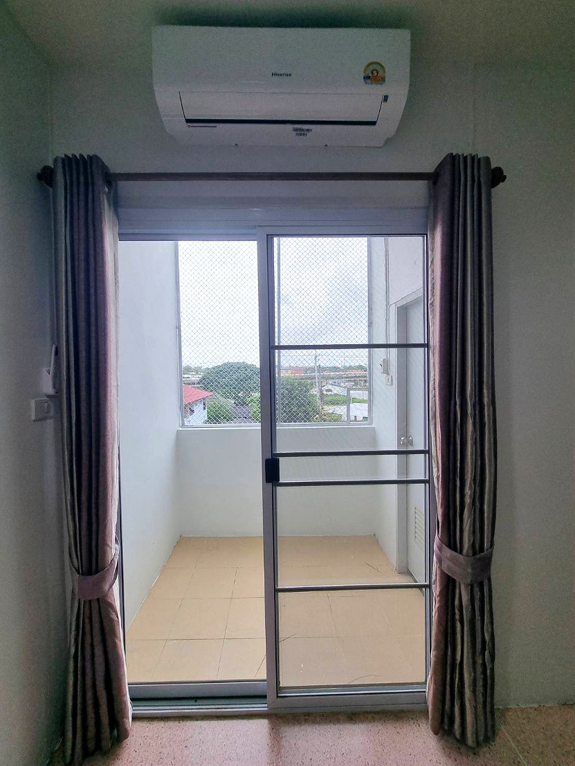 Pictures of Ban Tonkhao Apartment 25/35