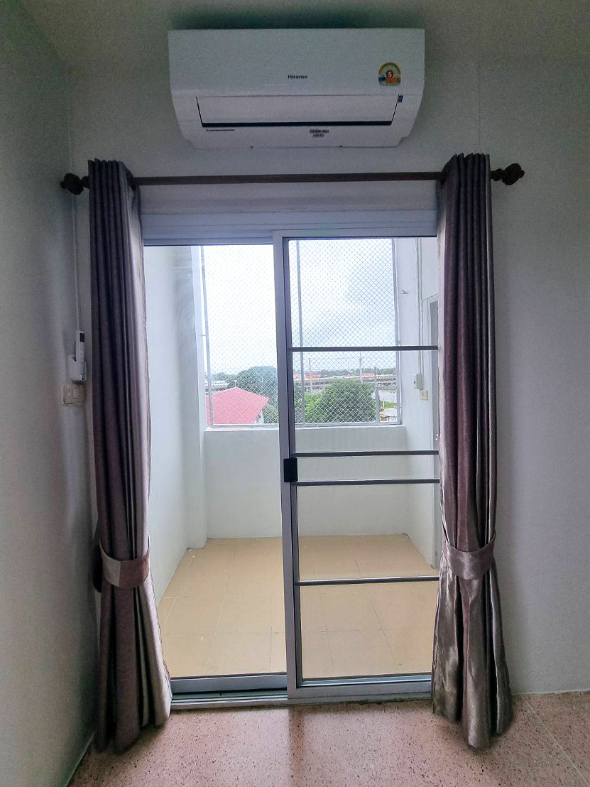 Pictures of Ban Tonkhao Apartment 5/35