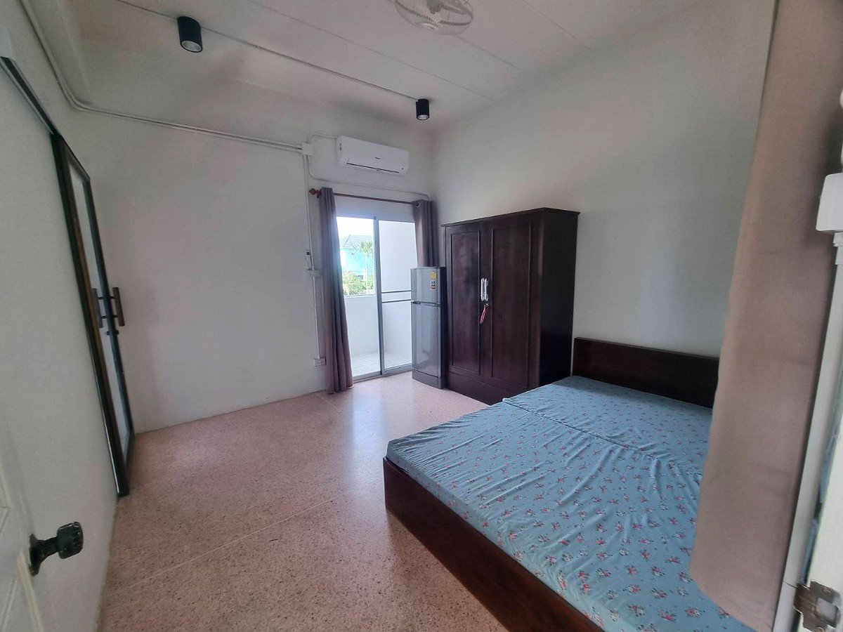 Pictures of Ban Tonkhao Apartment 12/35