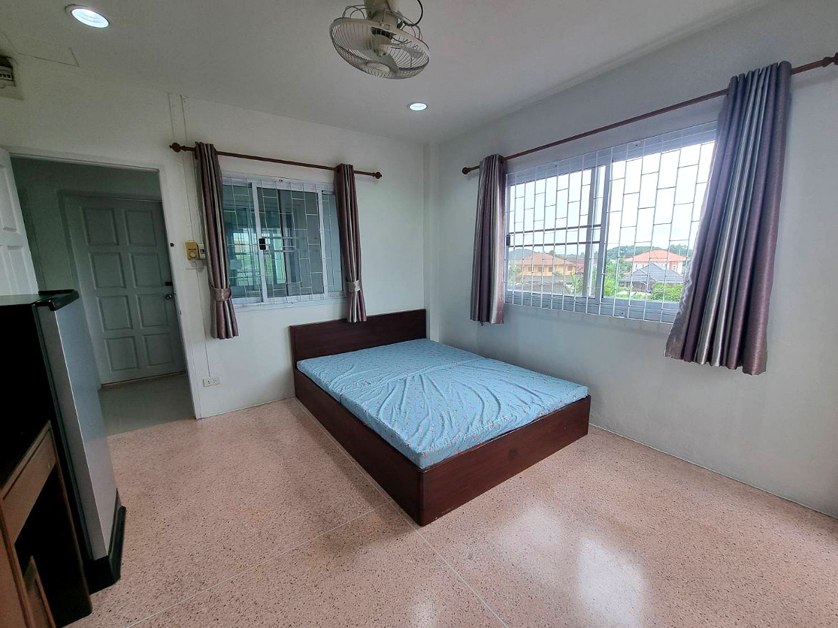 Pictures of Ban Tonkhao Apartment 4/35
