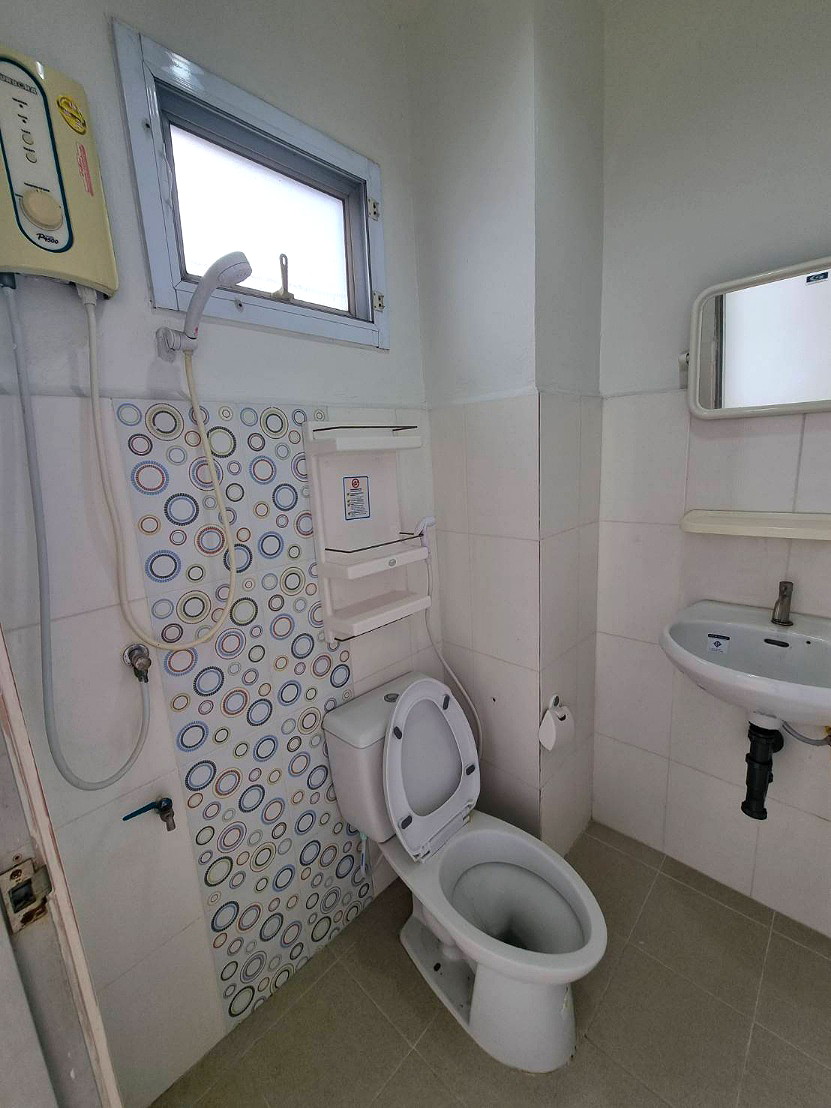 Pictures of Ban Tonkhao Apartment 6/35