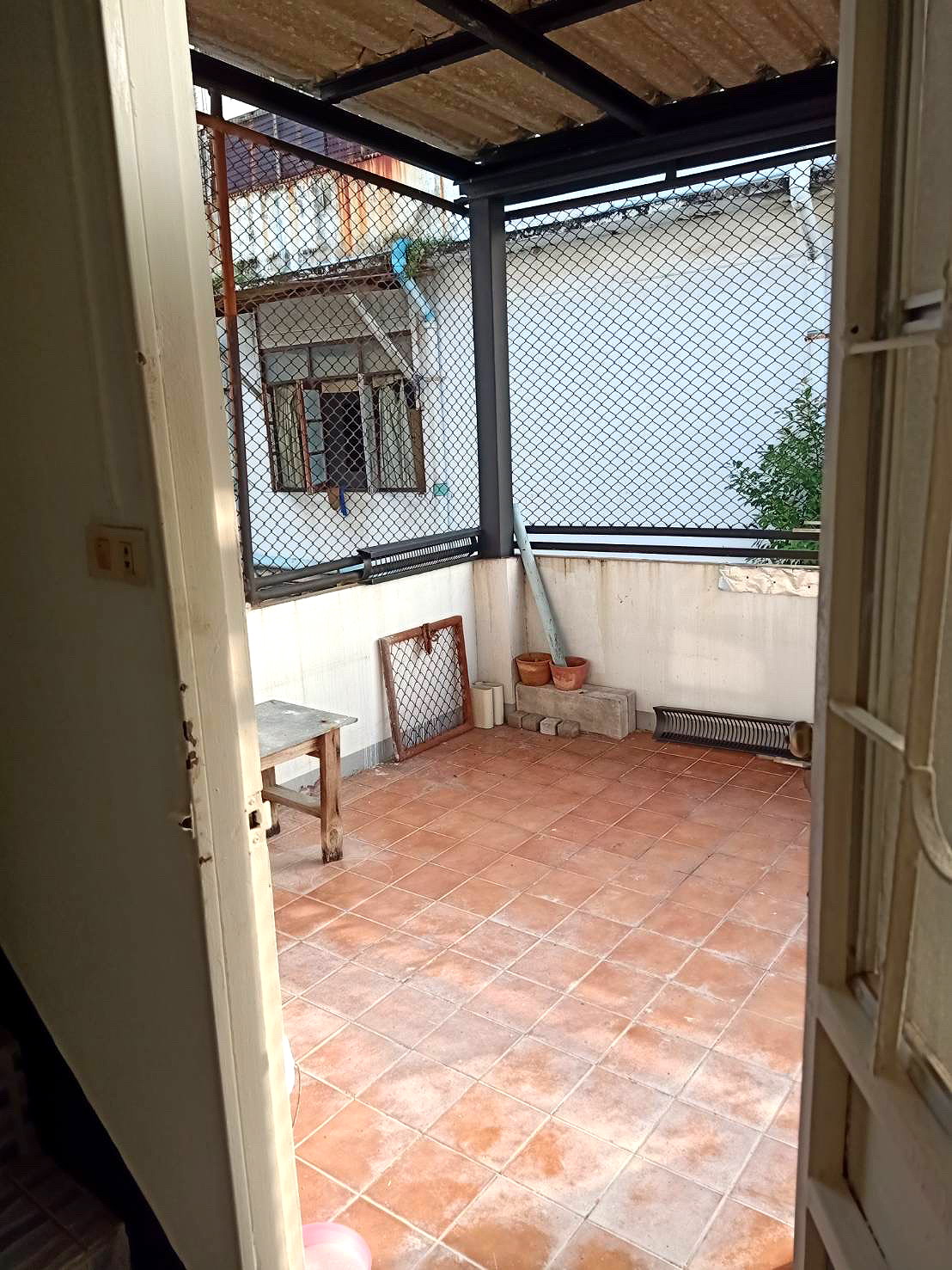 Pictures of Baanmong266  16/17