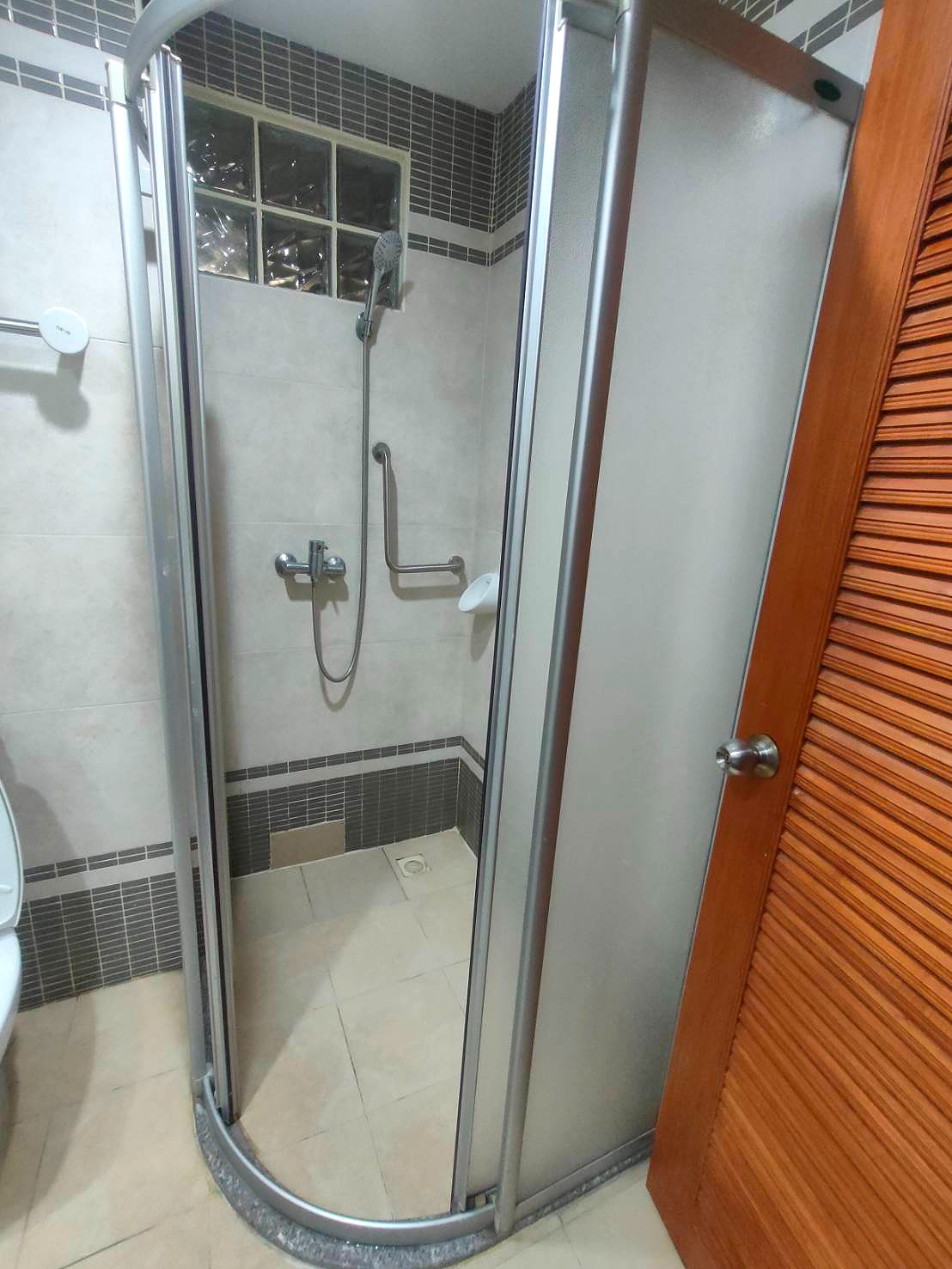 รูปภาพ  ให้เช่า ถกลสุข บูติก อพาร์ทเม้นต์ 2 ห้องนอน ขนาด 132 ตรม. สามเสน-พระราม 6  | อพาร์ทเม้นท์ หอพัก ที่พัก ห้องพัก - รูปที่ 9/11