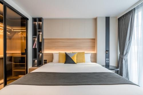 Condo · Watthana, bangkok