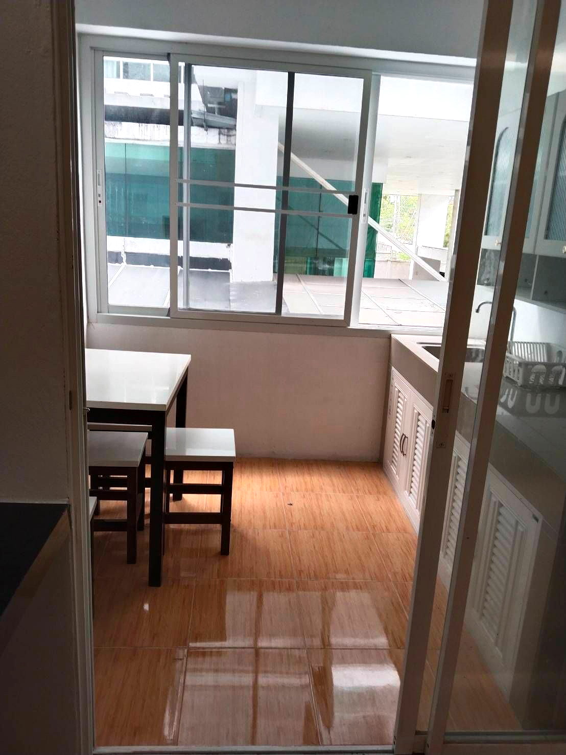 Pictures of Private Apartment (Ramkhamhaeng 40) 6/49