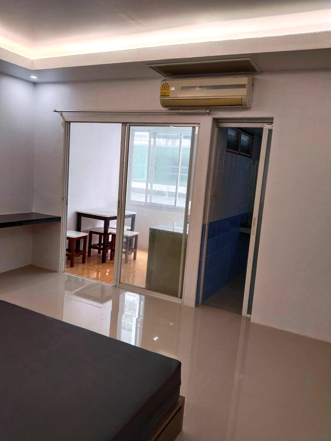 Pictures of Private Apartment (Ramkhamhaeng 40) 9/49