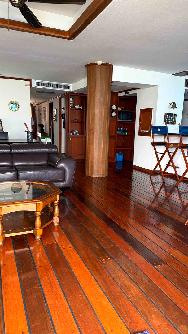 Pictures of Luxury 2-Bedroom, 2-Bathroom Seaview Condo  Nautical Cabin Style Garden Cliff Condominium 1 9/13