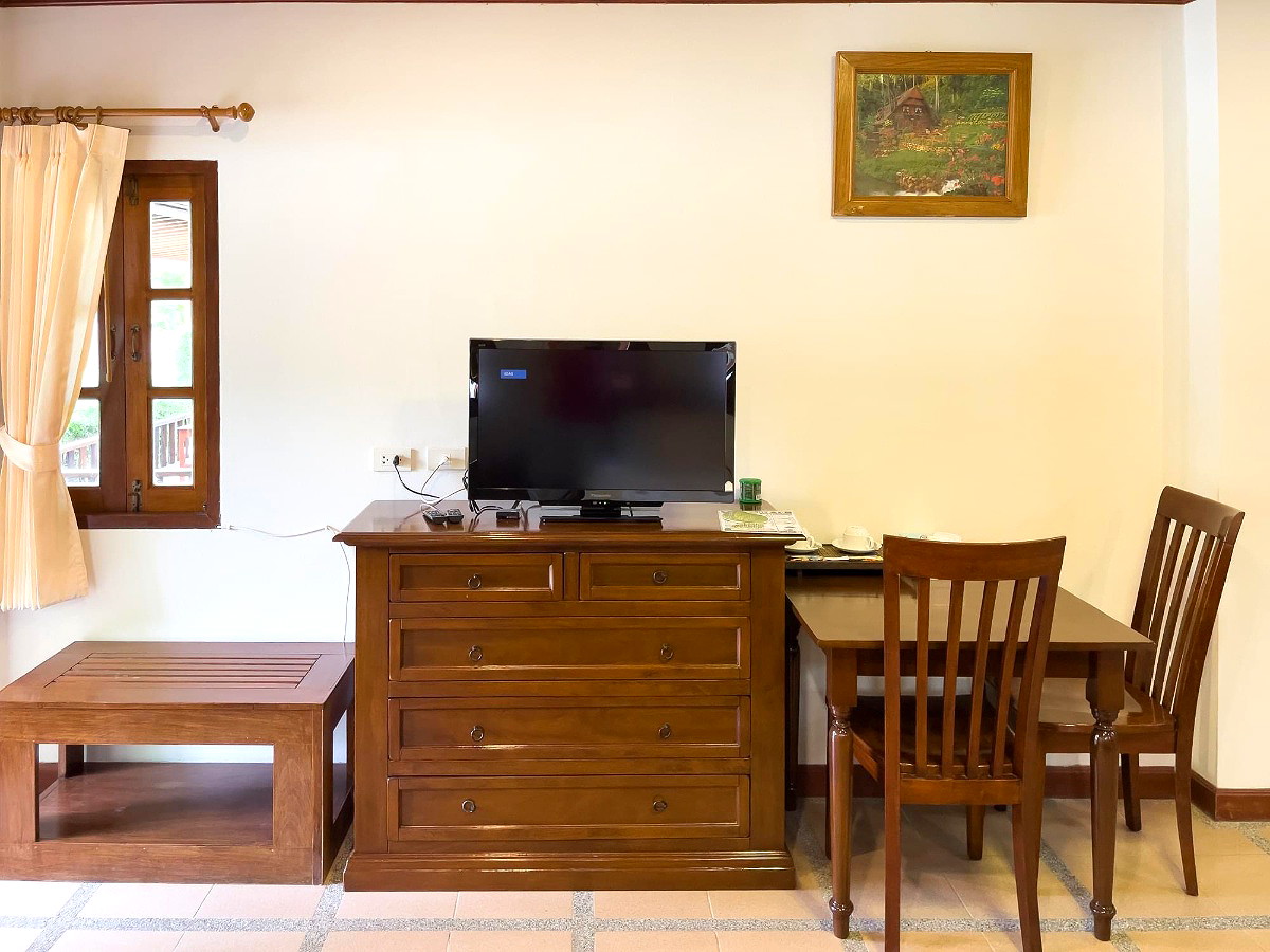 Pictures of Ongsantiphap Villa Resort 4/17