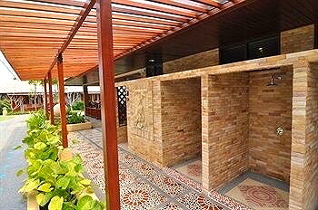 Pictures of Ongsantiphap Villa Resort 14/17