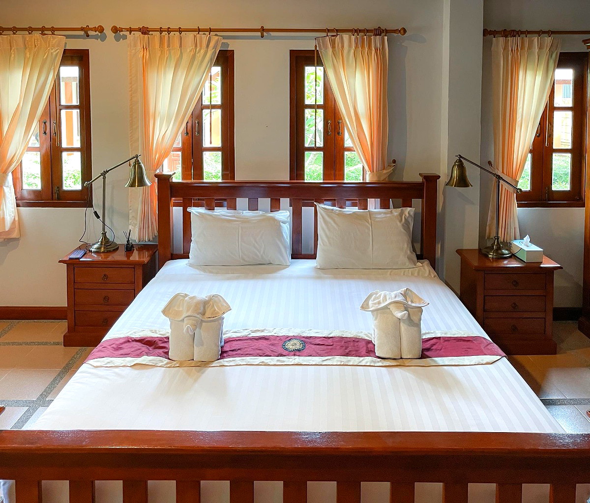 Pictures of Ongsantiphap Villa Resort 3/17