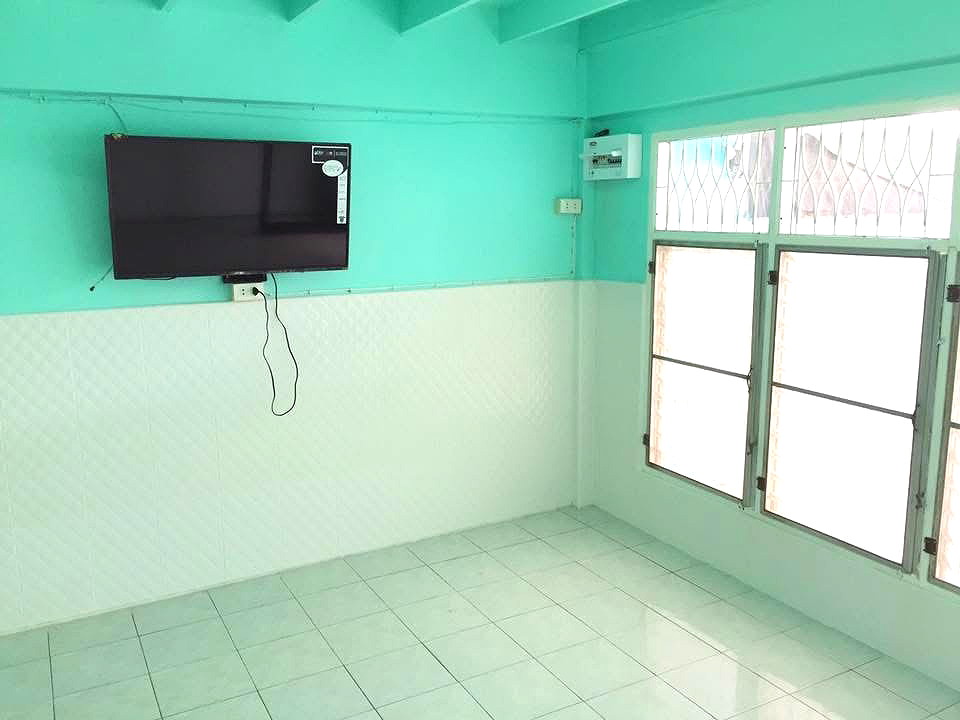 รูปภาพ ให้เช่าทาวน์เฮ้าส์ ซอยครัวทอง เทศบาล 8 จ.สมุทรสาคร (ด้านหลังบ้าน ติดโลตัส มหาชัย ถ.พระราม 2) | อพาร์ทเม้นท์ หอพัก ที่พัก ห้องพัก - รูปที่ 5/11