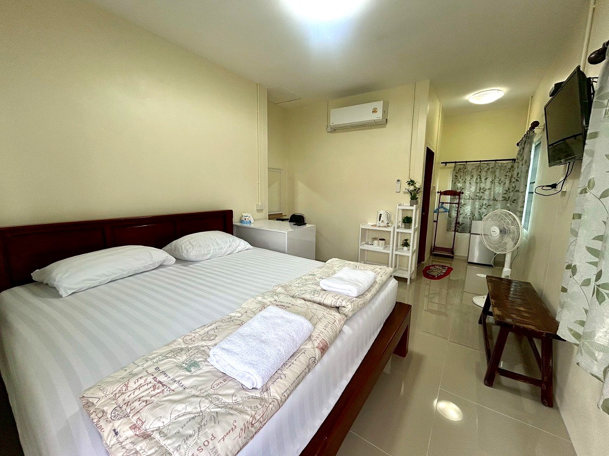 Pictures of RimThan  3/12