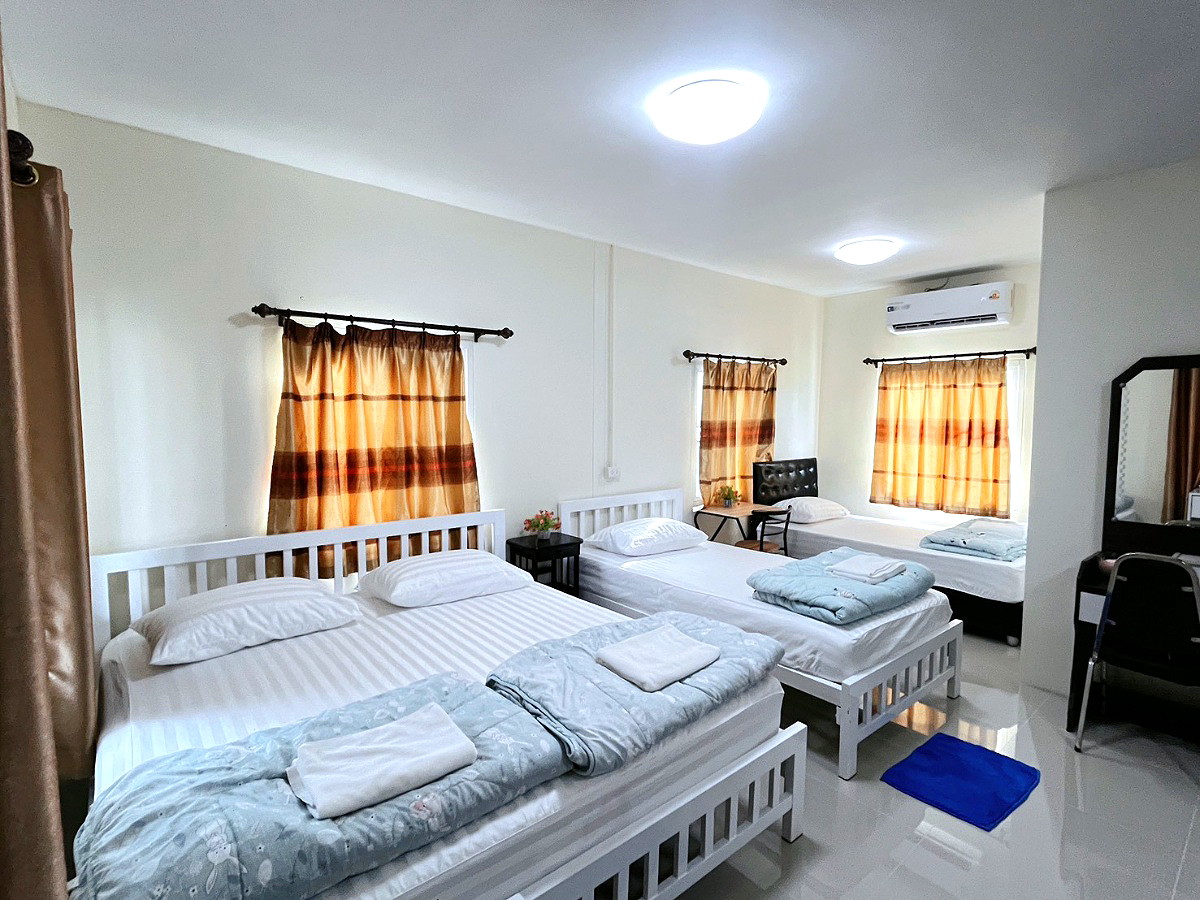 Pictures of RimThan  1/12