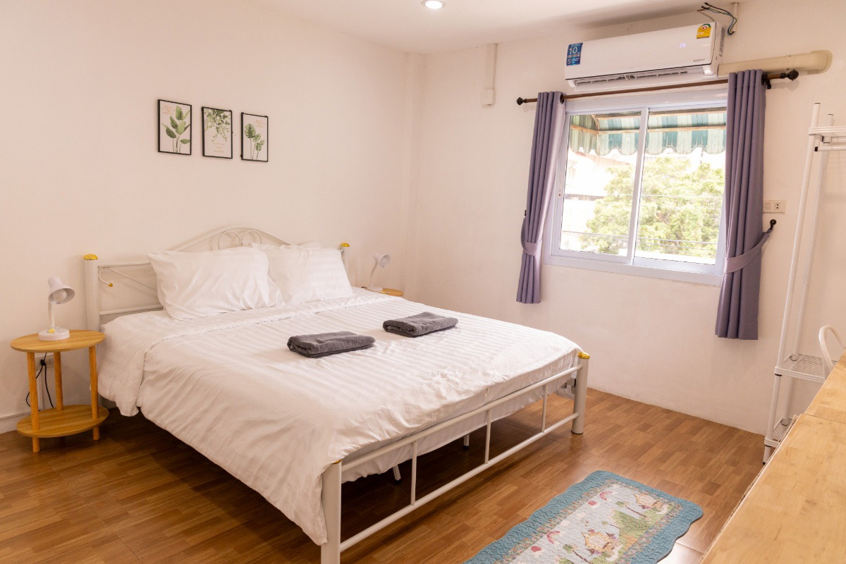 Service apartment 1 km to Nimman 800 m. to old town