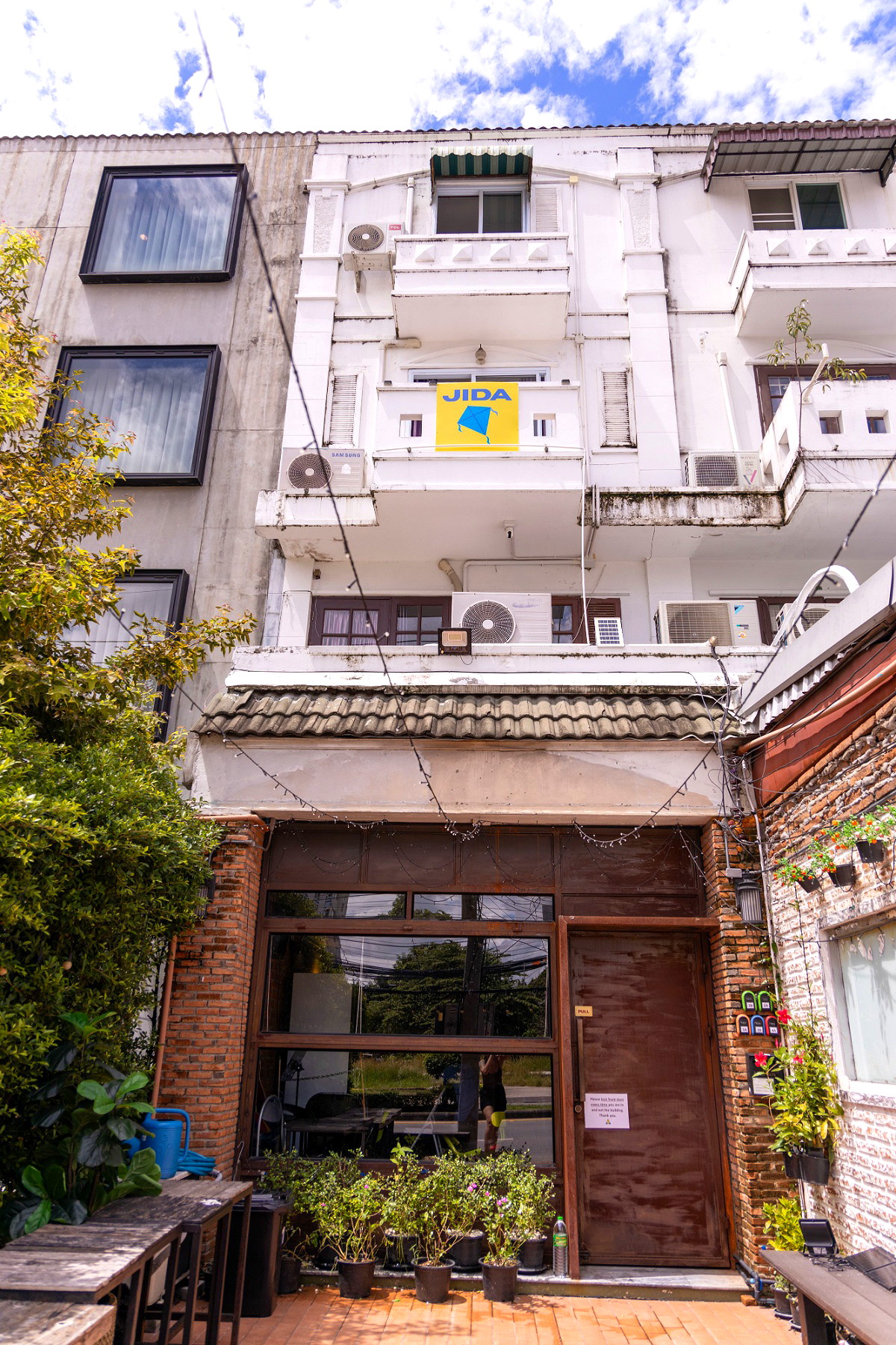 Pictures of Service apartment 1 km to Nimman 800 m. to old town 27/72